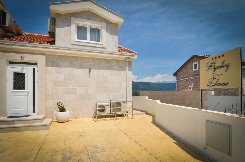 Apartments Zukovac Tivat Exterior photo